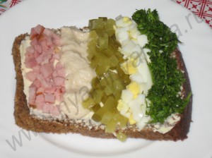 Бутерброд с ветчиной и яйцом